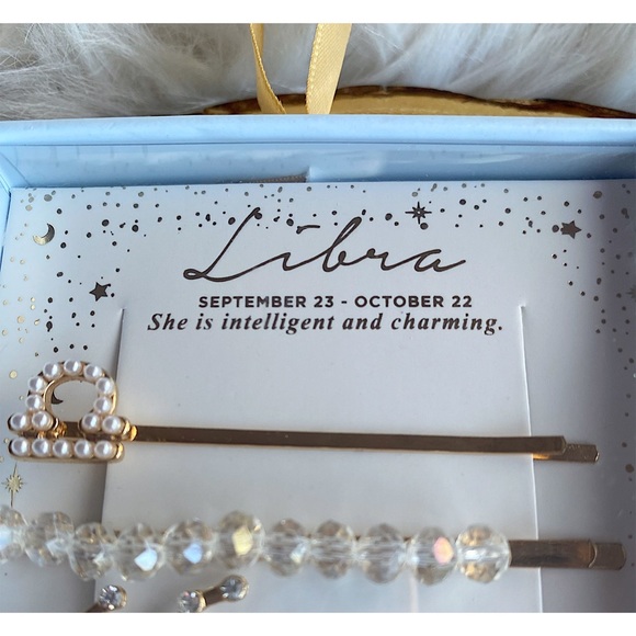 NWT Libra Zodiac Hair Accessory Set - Picture 4 of 6